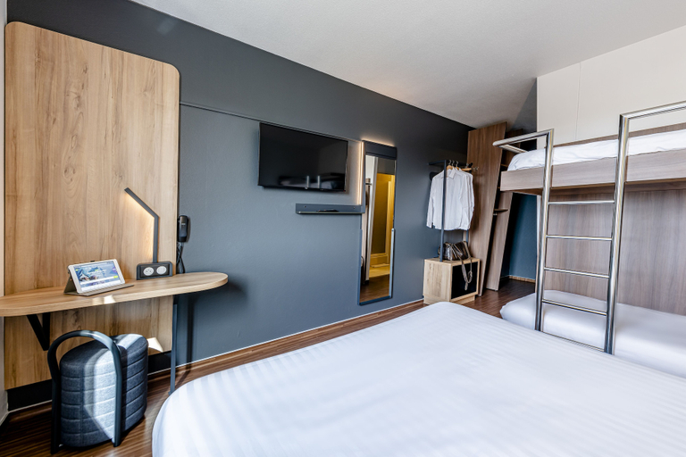 Bedroom 3, B&B HOTEL Bordeaux Talence, Gironde