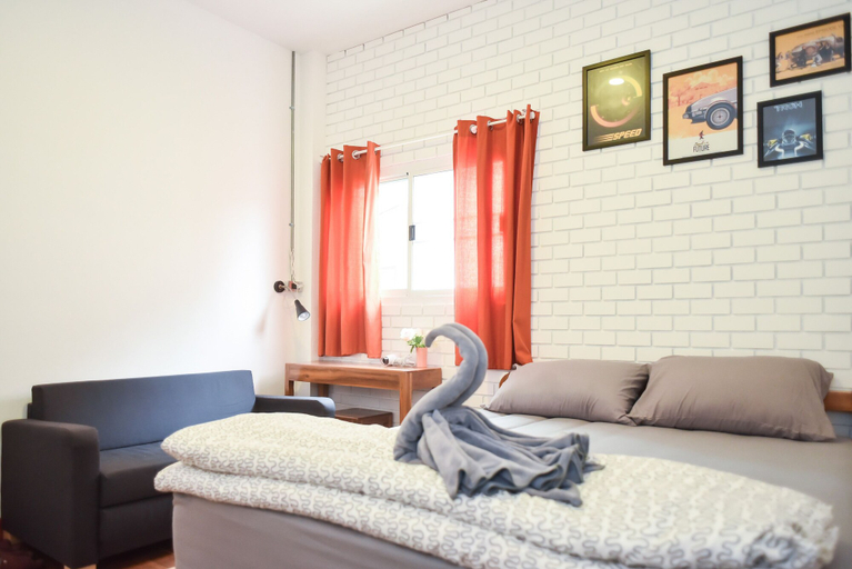 Bedroom 2, The Garage, Muang Chiang Rai