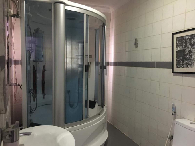 Bathroom 3, L'avalon Hotel and Suites, Eti-Osa