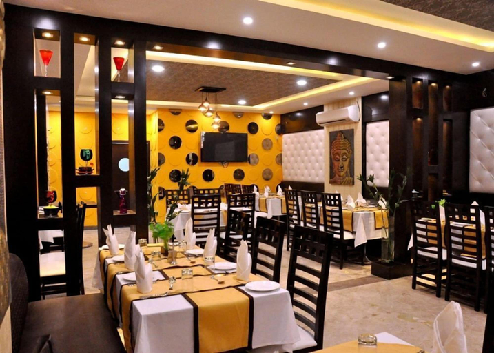 Food & Drinks 3, Hotel The Bellevue Gwalior, Gwalior