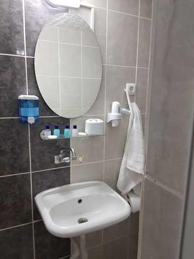 Bathroom 5, Paradise Hotel, Antalya
