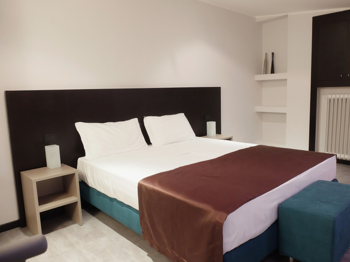 Bedroom 2, Residence Carlton, Ferrara