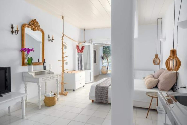 Bedroom 3, Ornos Blue, South Aegean