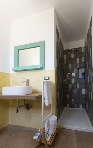 Bathroom 5, Il Galletto bb, Lecce