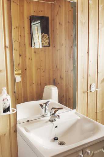 Bathroom 3, Rondaplassen, Nord-Fron