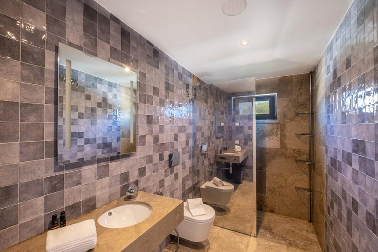 Bathroom 4, BELO HORIZONTE, Lagoa