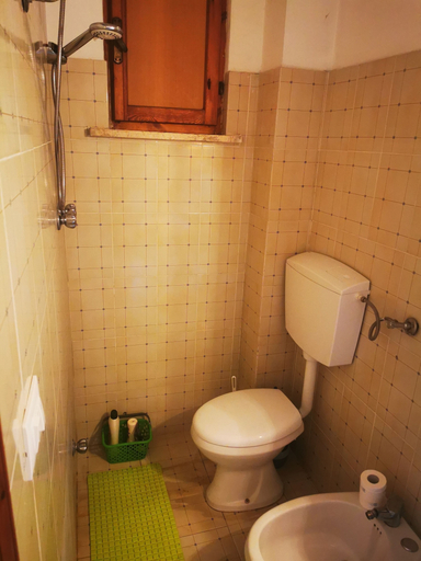 Bathroom, 1-bed Apartment in Marina di Santa Maria del Cedro, Cosenza