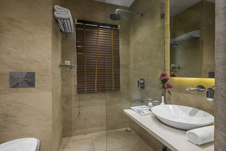 Bathroom, The Manor Kashipur by Leisure Hotels, Udham Singh Nagar
