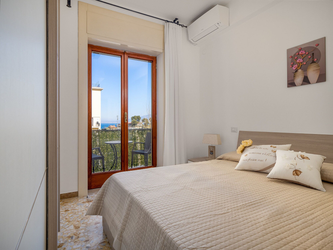 Room 4, ENEA - Sorrento Center with seaview, Napoli