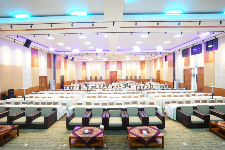 Business Facilities