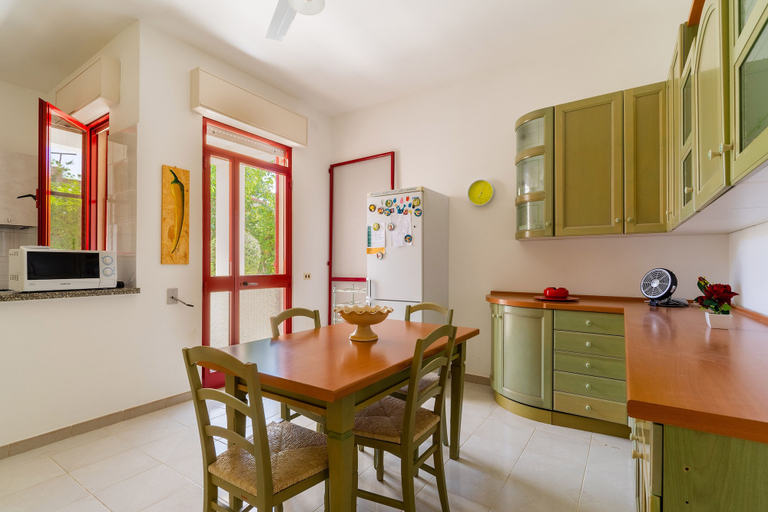 Others 4, 3042 Villa Nite by Barbarhouse, Taranto