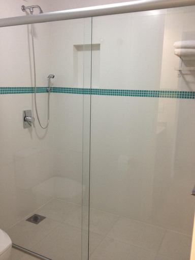 Bathroom 3, Hotel Alvorada, Concórdia