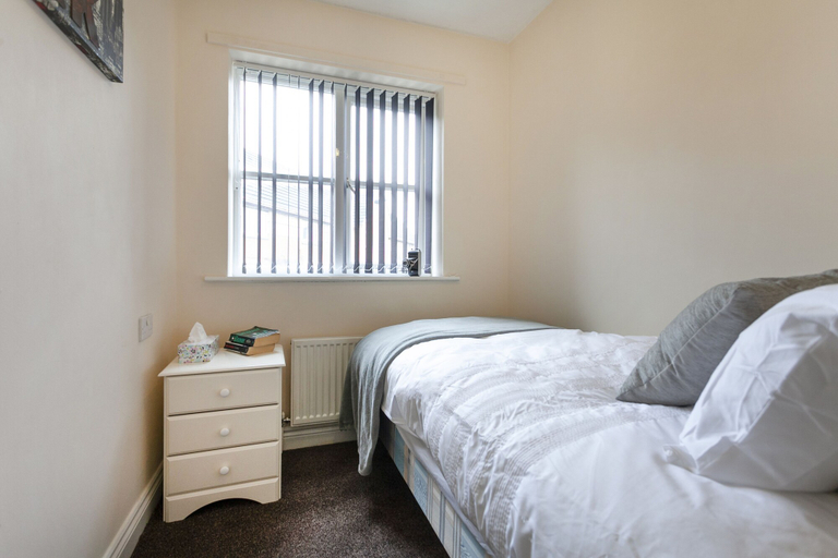 Bedroom 2, Havelock 3 bedroom house, Leicester