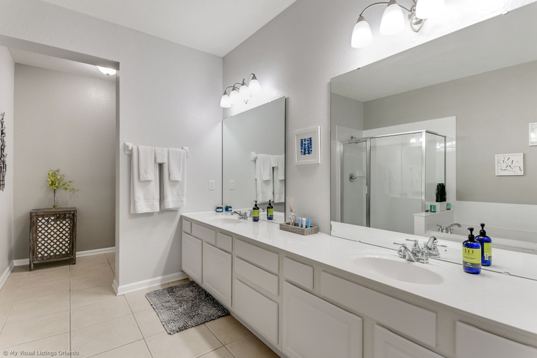 Bathroom 4, Spring Lakeview 3 Bedroom Condo by RedAwning, Orange