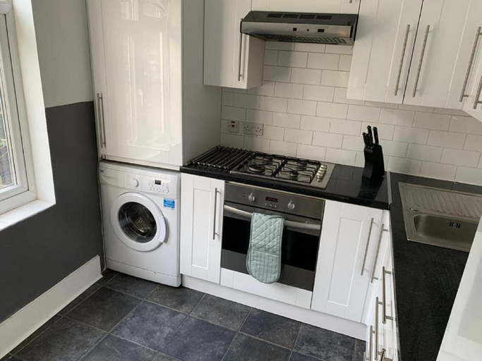 Others 5, Portobello Stays by Stay Guru, London