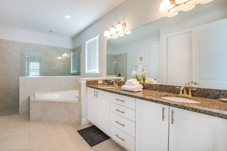Bathroom 3, 7725ll Ultimate Reunion Home, Osceola