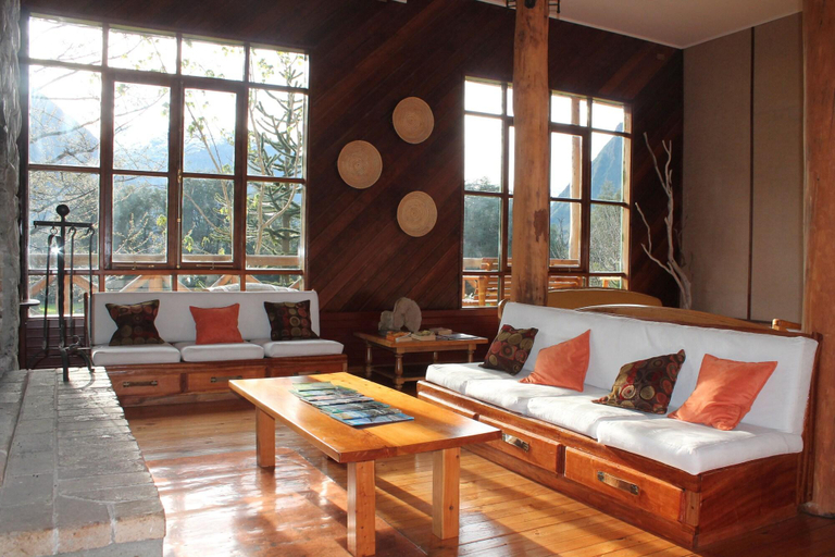 Public Area, Mitico Puelo Lodge, Llanquihue