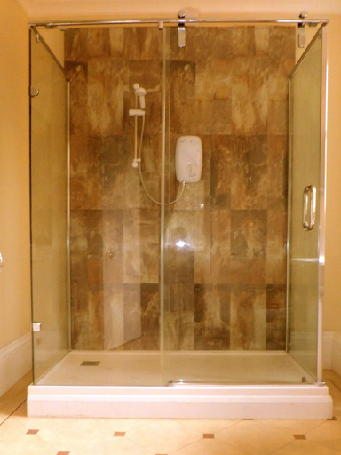 Bathroom 3, Garfits lodge, Lincolnshire