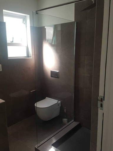 Bathroom 4, The Mountains, City of Cape Town