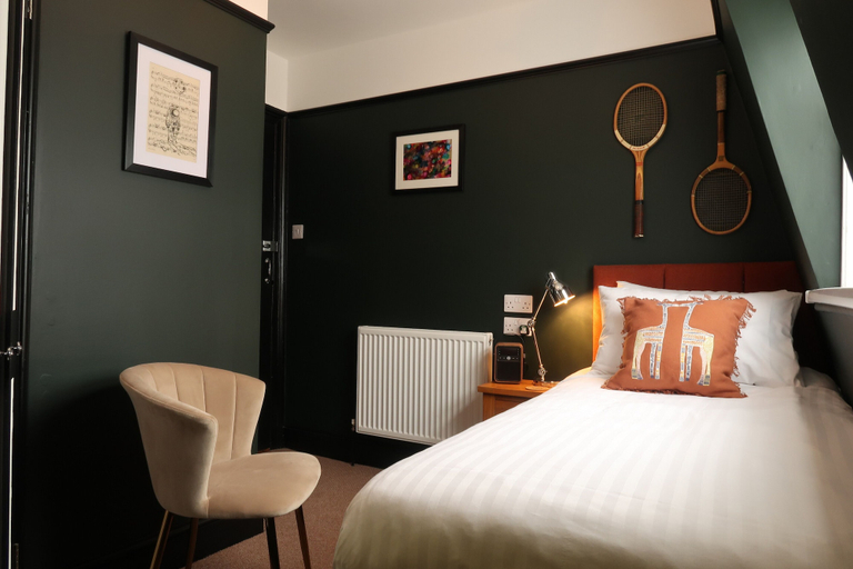 Bedroom 2, The Craft House, Plymouth