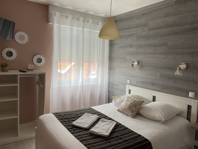 Bedroom 3, La dame de coeur, Gironde