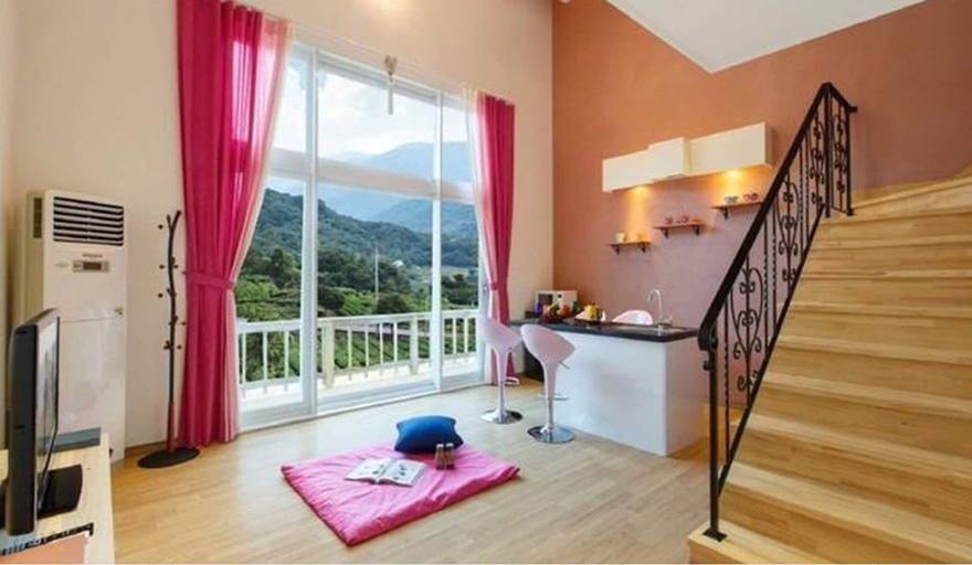 Bedroom 3, Emotion Pension, Hadong