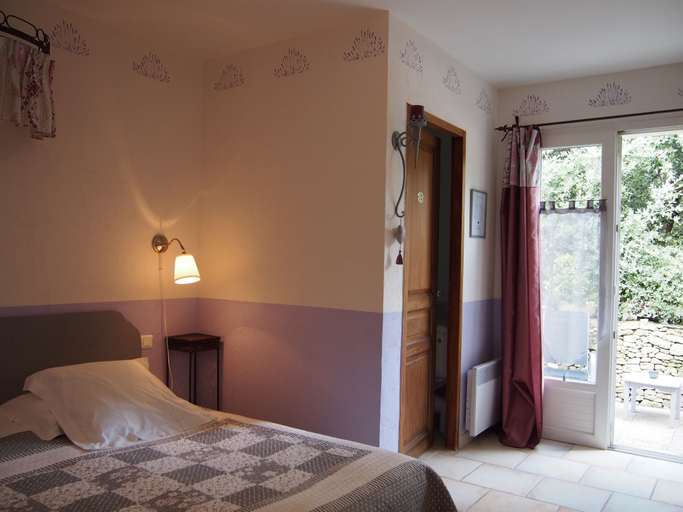 Bedroom 3, Clos des Lavandes - Chambres et Suites de charme climatisees-Luberon, Vaucluse