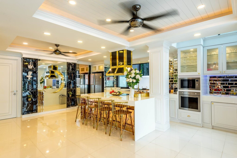 Food & Drinks 5, Exquisite Pool Villa K, Pattaya