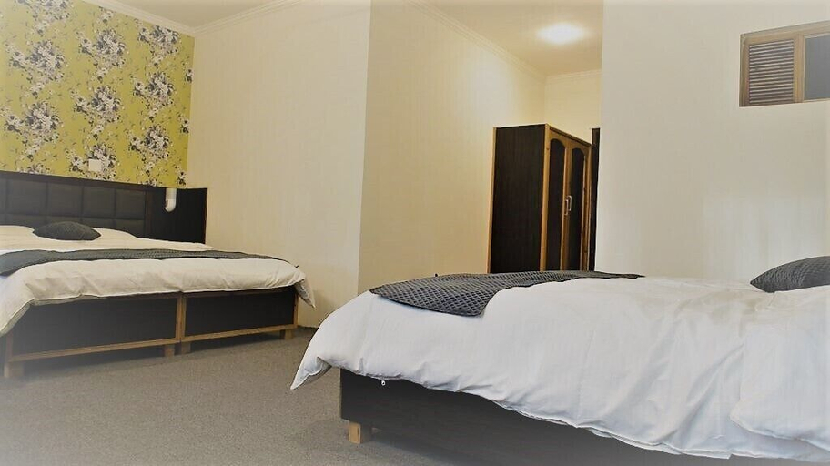 Bedroom 4, Kashmir Holiday Resort, Srinagar