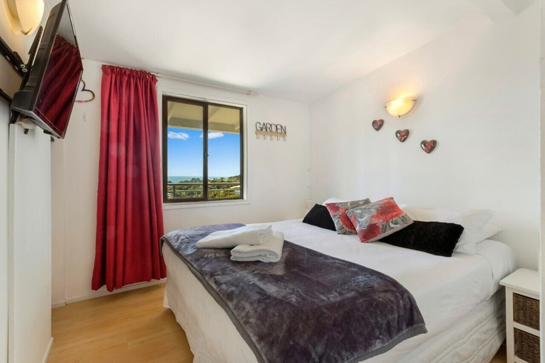 Bedroom, Villa Sanctuary at Palm Beach, Auckland