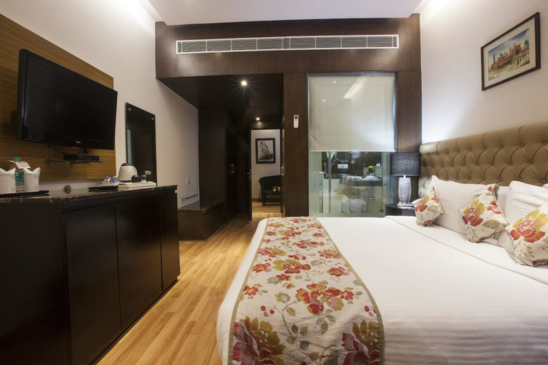 Bedroom 4, The Athena Hotel, Delhi