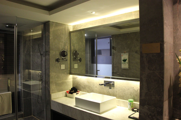 Bathroom 3, Chengdu Haoyi Shubo Hotel, Chengdu