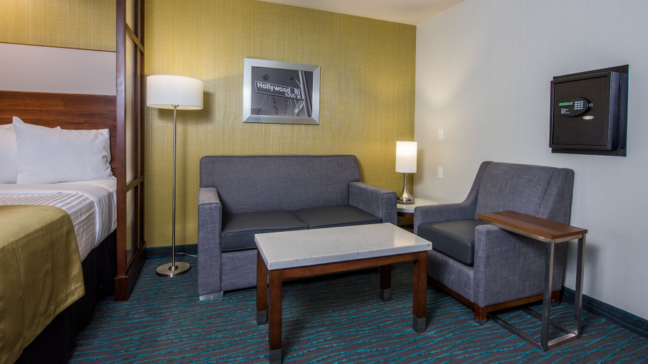 Bedroom 3, Best Western Plus Gardena Inn & Suites, Los Angeles