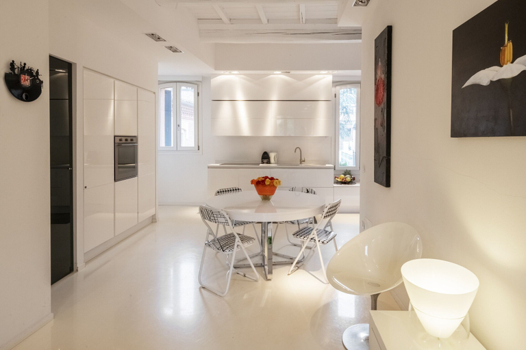 Others 5, Charming Flat in Centro a Ferrara, Ferrara