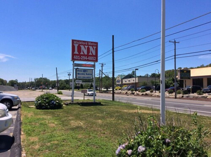 Others 5, Wickford Motor Inn, Washington