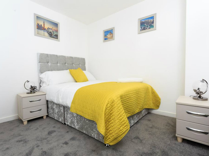 Bedroom 2, Live in Leeds Grange Apartments, Leeds