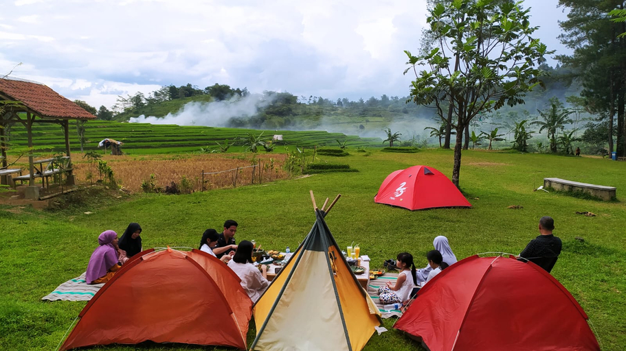 Others 2, Hutan Hujan Sentul Camp, Bogor