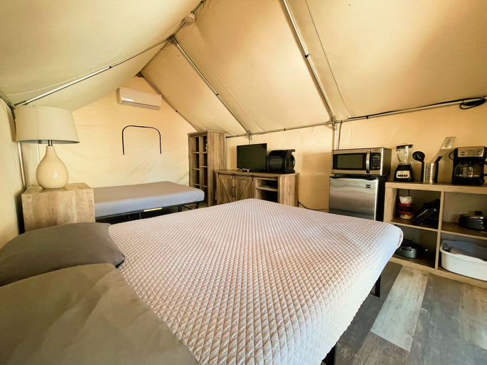 Bedroom 3, Son's Blue River Camp Glamping Cabin D, Caldwell