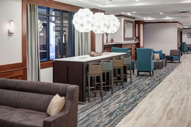 Public Area 2, Hampton Inn St. Louis-Downtown (At the Gateway Arch), Saint Louis