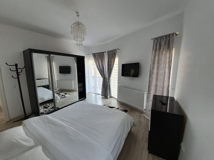 Bedroom 3, Fox Valley Villa, Predeal
