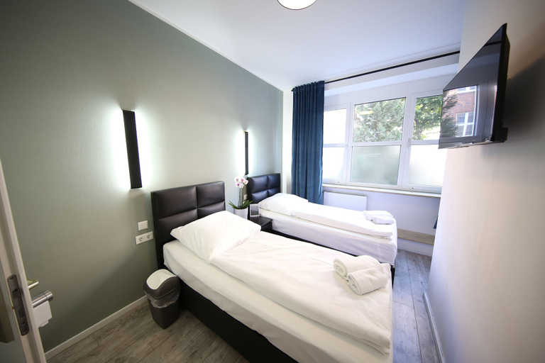 Bedroom 3, LUXOMES - Aparthotel Zentrum, Nürnberg