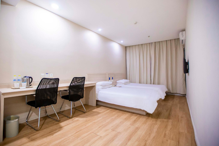 Bedroom 2, Hanting Hotel Longkou Zhenhua Mall, Yantai