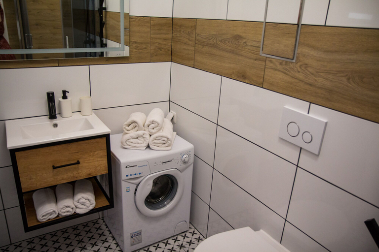 Bathroom 2, Apartament Uleczka, Toruń City