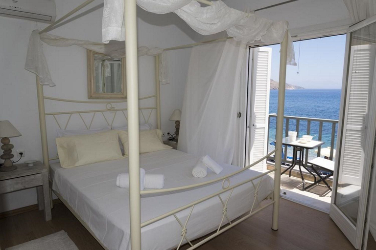 Bedroom 2, Uno Apartments, South Aegean