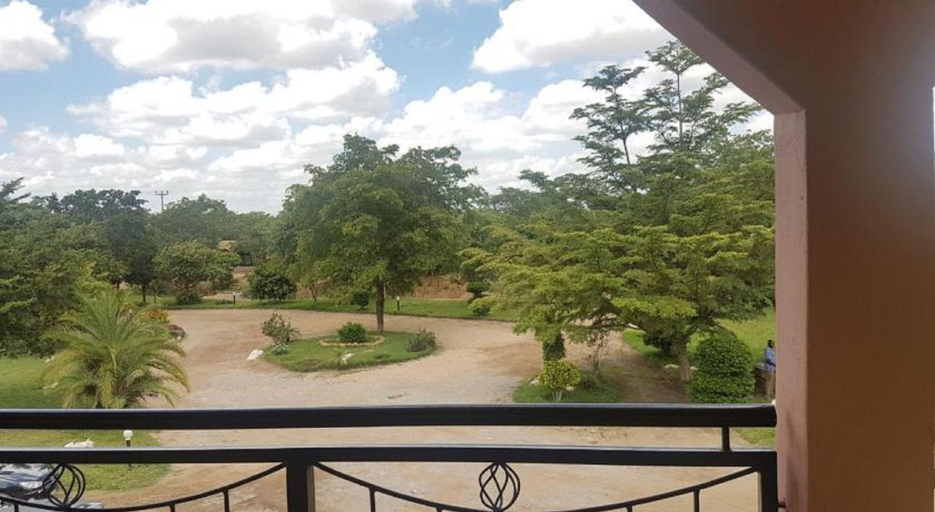 Others 4, Shamkan Lodge, Kafue