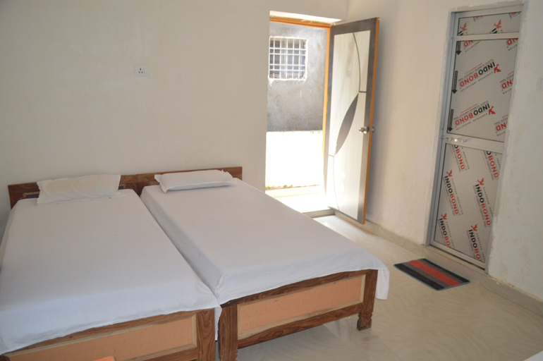 Bedroom 5, Middle Way Home Stay, Gaya