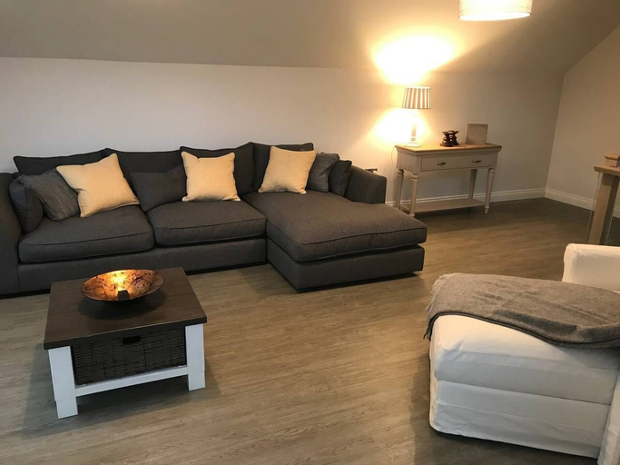 Others 4, High Specification Coach House, Ebford, Devon