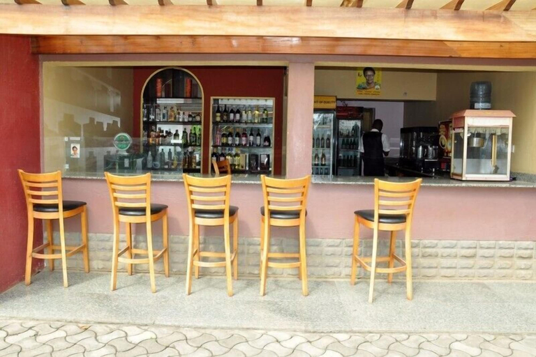 Food & Drinks 4, Fort Fun City, Fort Portal