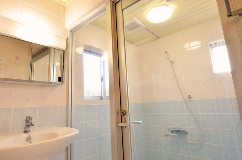 Bathroom 3, Purple House, Chatan