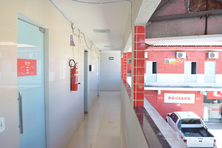 Others 4, Loura Pousada, Sobral